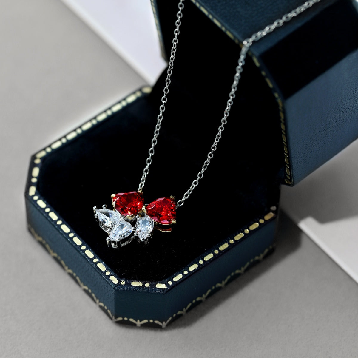 [Vivid Aurora]Dainty Red Heart Necklace