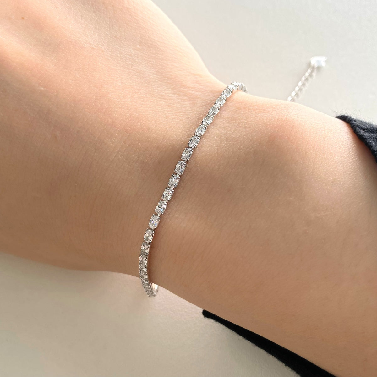 [Vivid Aurora]Elegant Emerald Cut Daily Bracelet