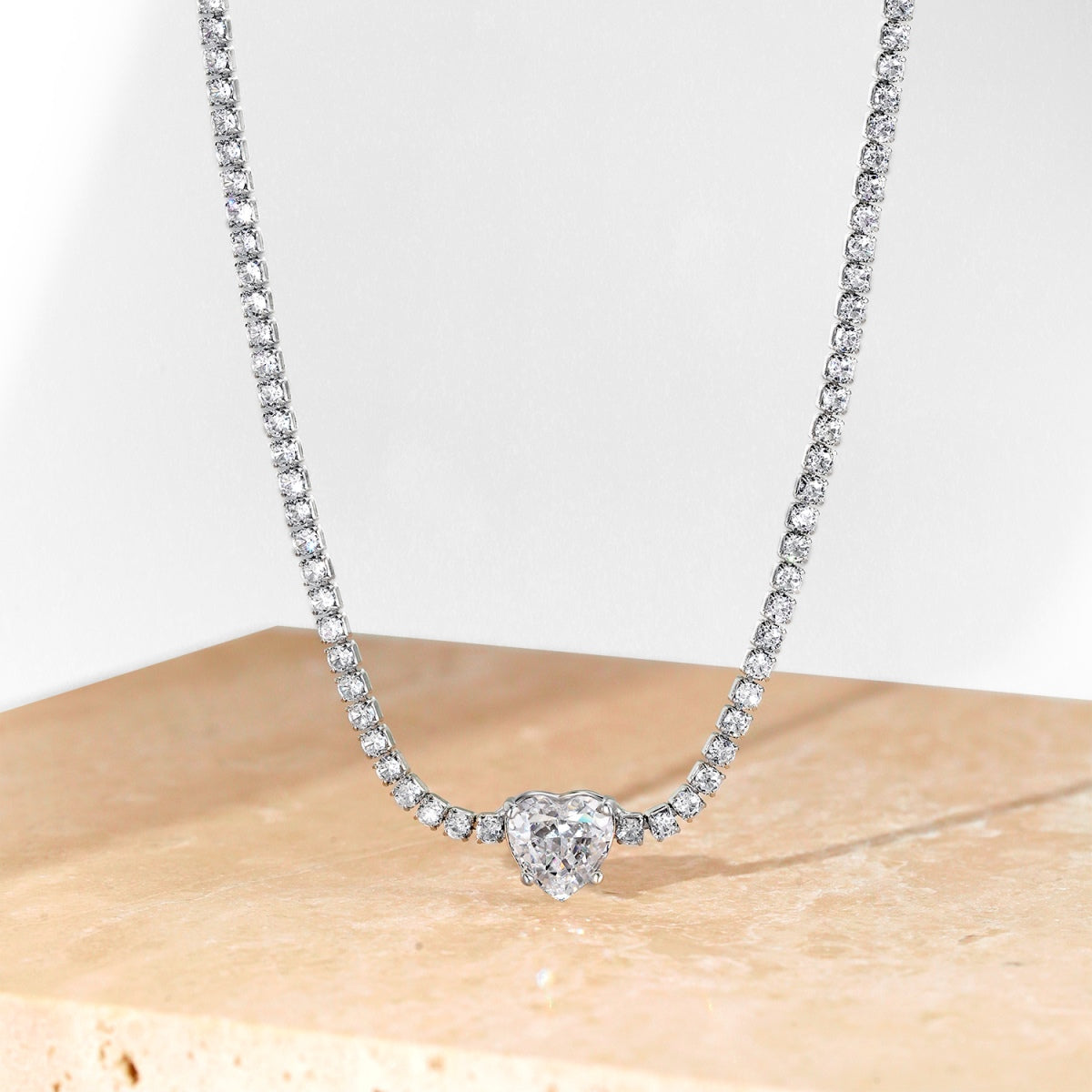 [Vivid Aurora]2.0 Carat Sparkling Tennis Heart Cut Necklace