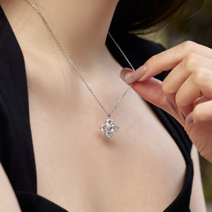 [Vivid Aurora]Four-Leaf Clover And Eight-Pointed Star Necklace